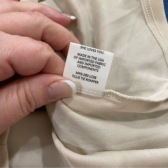 Show Me Your Mumu Tillie Tie Romper Women Cheetah Print Boho Resort Wear Size S - Picture 10 of 10